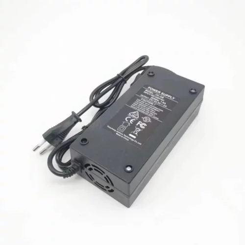 Adapter për Trotinet Elektrik 54.6V 2A me Tregues LED